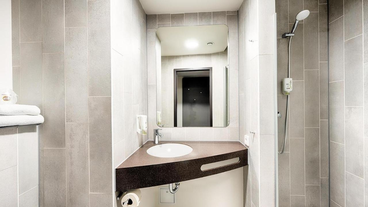 גרכינג ביי מינכן B&B Hotel Muenchen-Garching מראה חיצוני תמונה